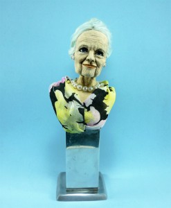 Busto Escultura Realista Senhora Rose